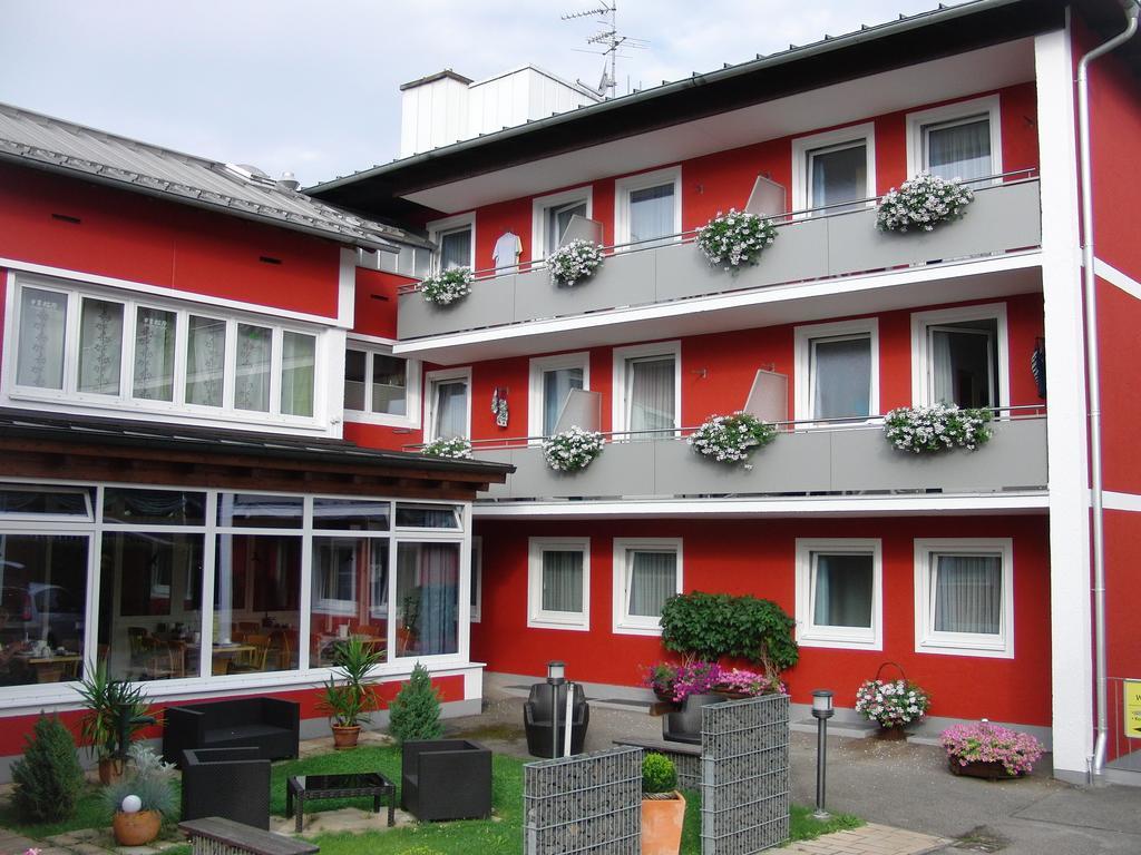 Haus Hildegard Hotel Bad Fussing Exterior photo